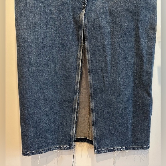 ZARA TRF TOPSTITCHED DENIM DRESS
LIMITED EDITION - New - Picture 9 of 11